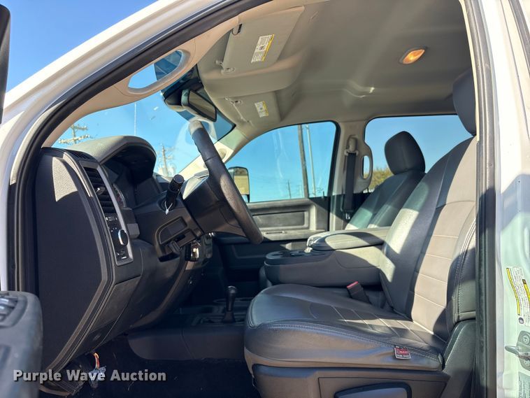 image for item EU7368 2018 RAM 2500 Crew Cab pickup truck