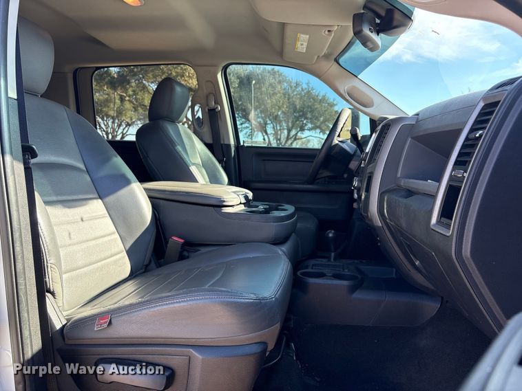 image for item EU7368 2018 RAM 2500 Crew Cab pickup truck