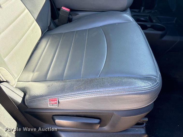 image for item EU7368 2018 RAM 2500 Crew Cab pickup truck