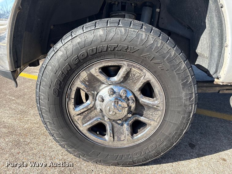 image for item EU7368 2018 RAM 2500 Crew Cab pickup truck