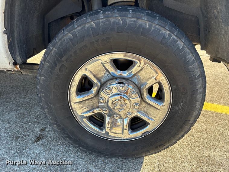 image for item EU7368 2018 RAM 2500 Crew Cab pickup truck