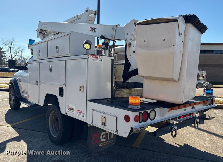 image for item EU7369 2016 RAM 5500 bucket truck