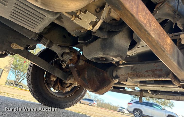 image for item EU7369 2016 RAM 5500 bucket truck