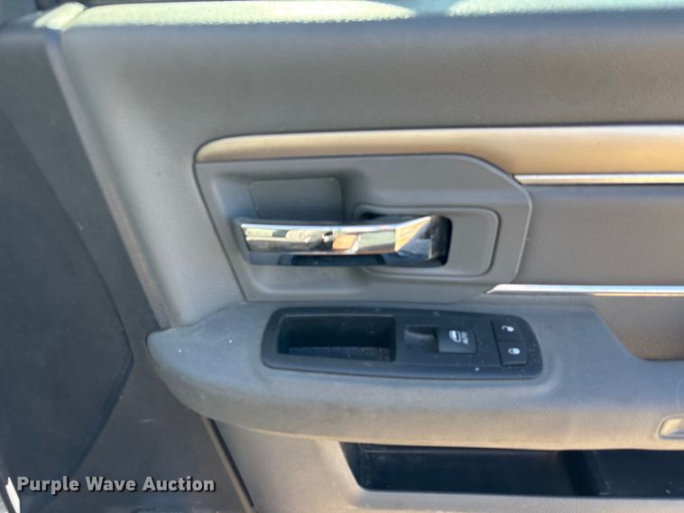 image for item EU7369 2016 RAM 5500 bucket truck