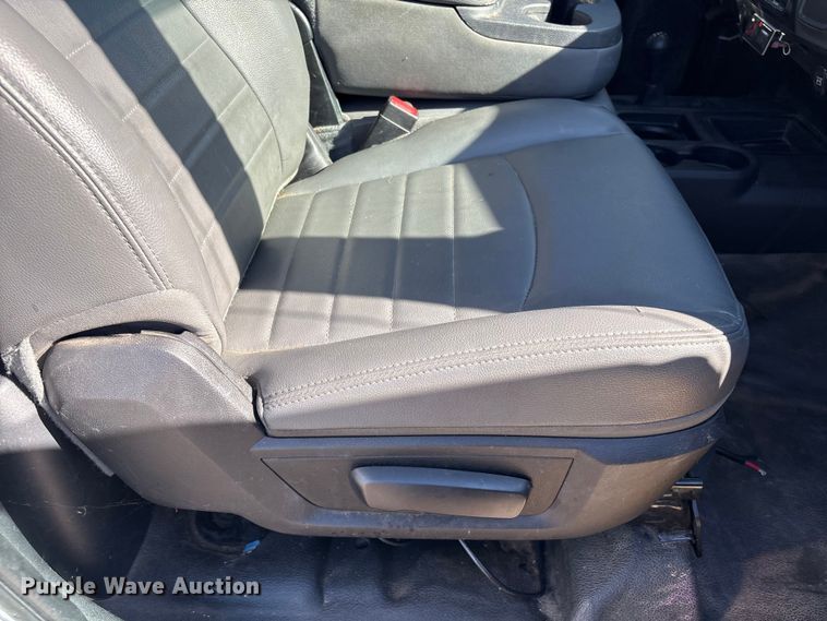 image for item EU7369 2016 RAM 5500 bucket truck