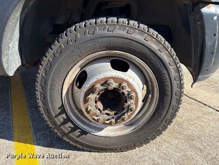 image for item EU7369 2016 RAM 5500 bucket truck