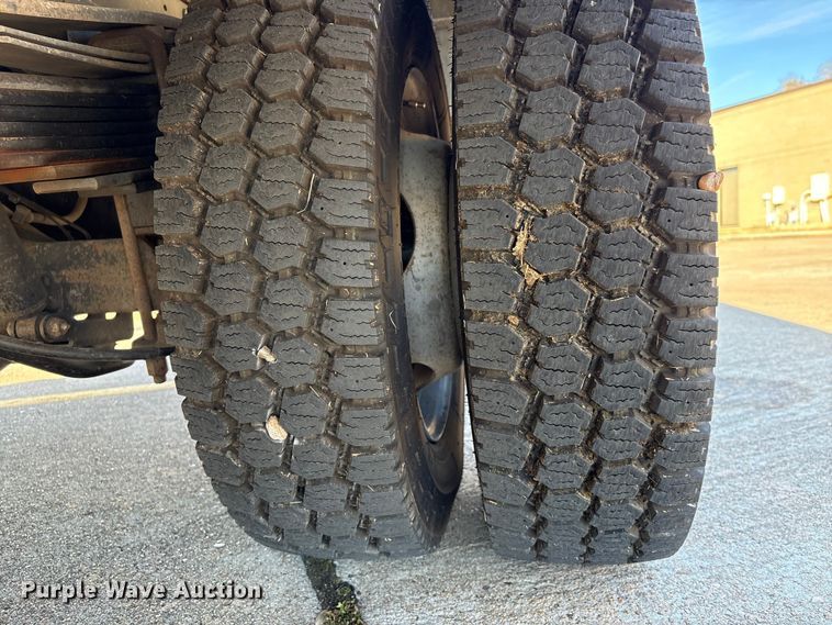 image for item EU7369 2016 RAM 5500 bucket truck