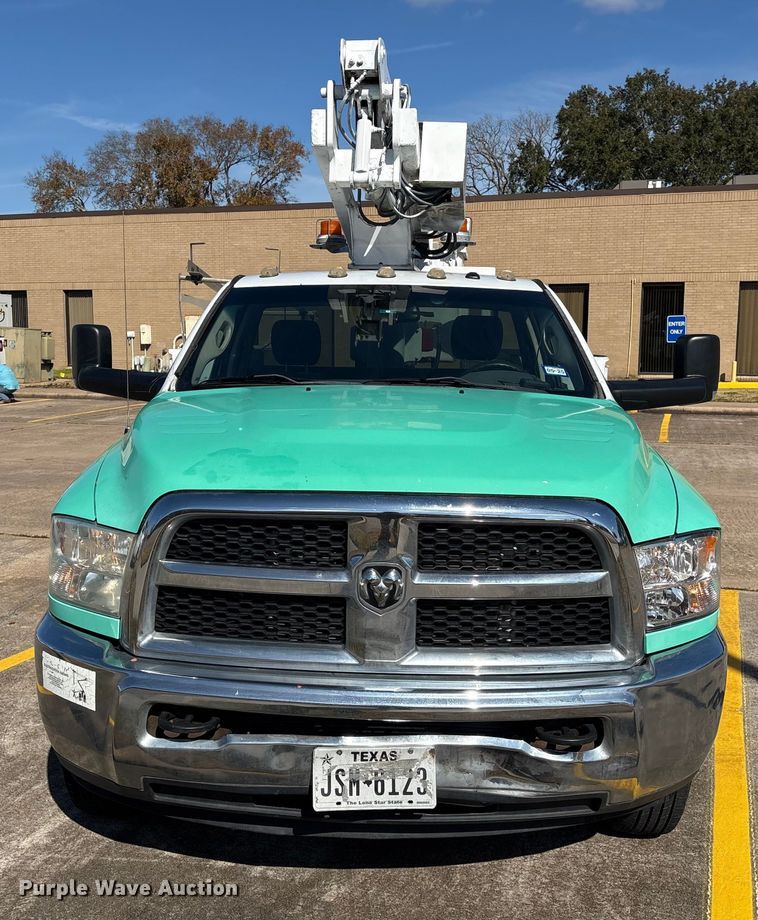 image for item EU7370 2015 RAM 3500 bucket truck