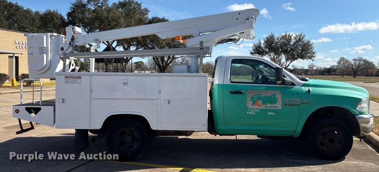 image for item EU7370 2015 RAM 3500 bucket truck