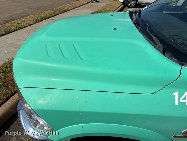 image for item EU7370 2015 RAM 3500 bucket truck