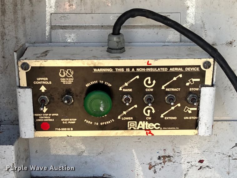 image for item EU7370 2015 RAM 3500 bucket truck