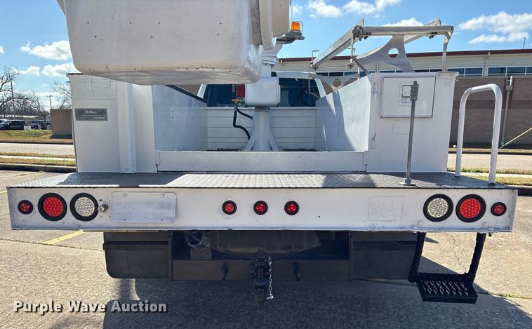 image for item EU7370 2015 RAM 3500 bucket truck