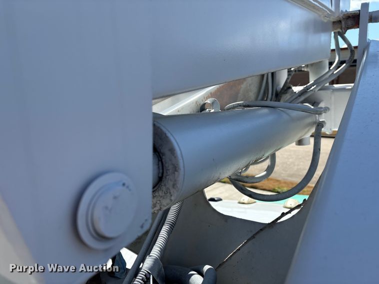 image for item EU7370 2015 RAM 3500 bucket truck