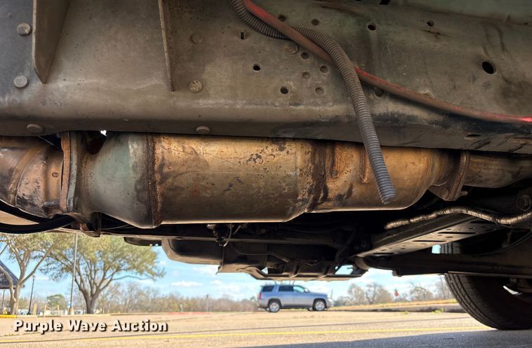 image for item EU7370 2015 RAM 3500 bucket truck