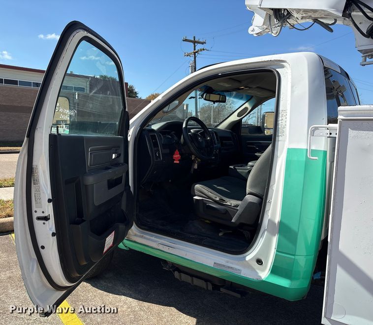 image for item EU7370 2015 RAM 3500 bucket truck