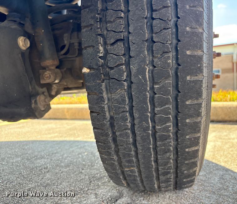 image for item EU7370 2015 RAM 3500 bucket truck