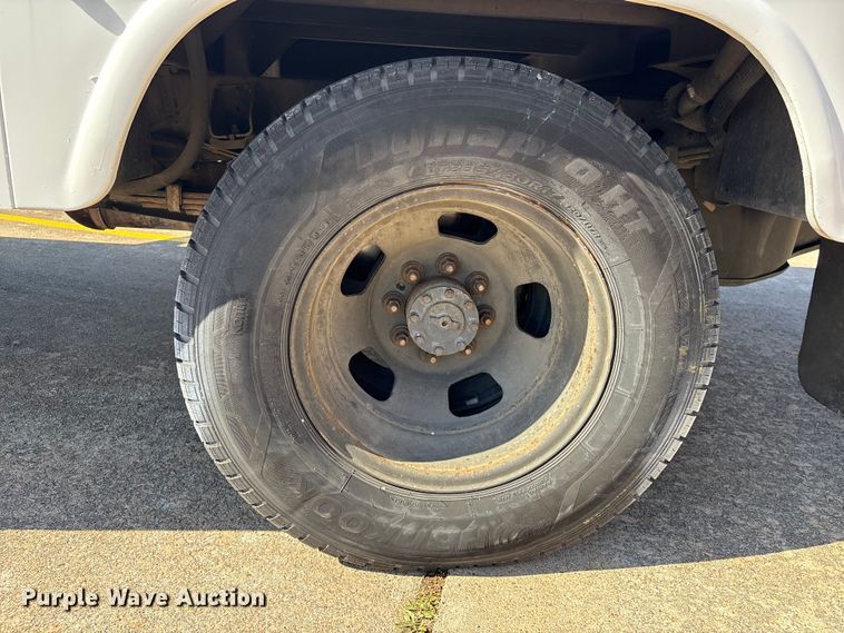 image for item EU7370 2015 RAM 3500 bucket truck