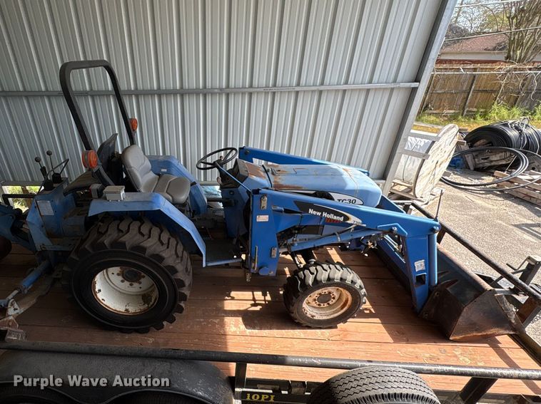 image for item EU7405 New Holland TC30 MFWD tractor