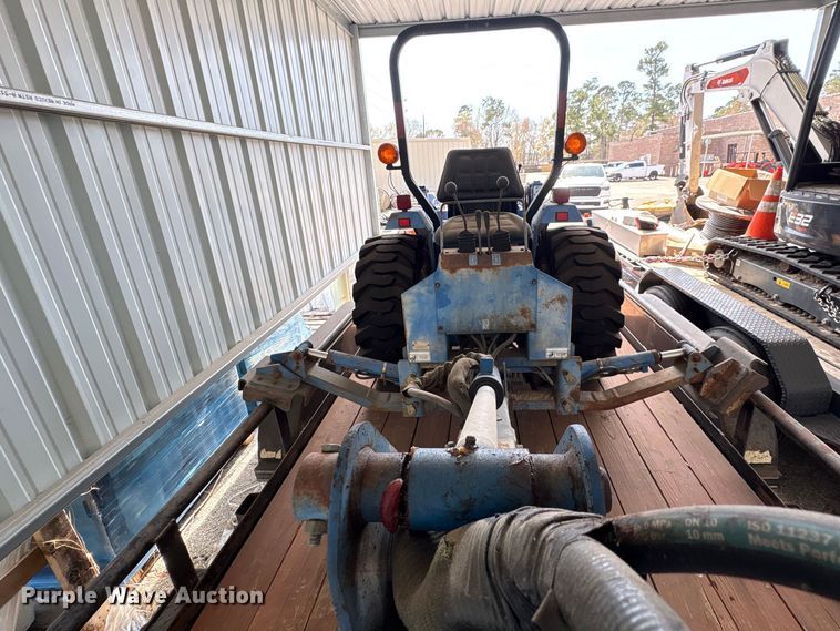 image for item EU7405 New Holland TC30 MFWD tractor