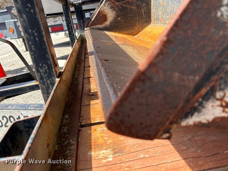 image for item EU7405 New Holland TC30 MFWD tractor