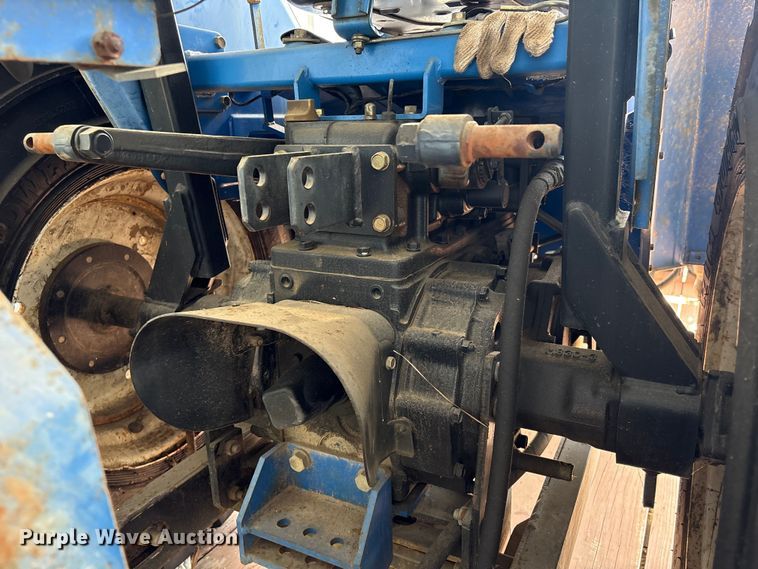 image for item EU7405 New Holland TC30 MFWD tractor