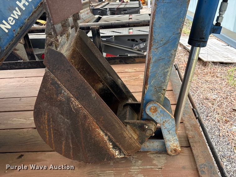 image for item EU7405 New Holland TC30 MFWD tractor