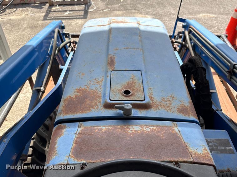 image for item EU7405 New Holland TC30 MFWD tractor