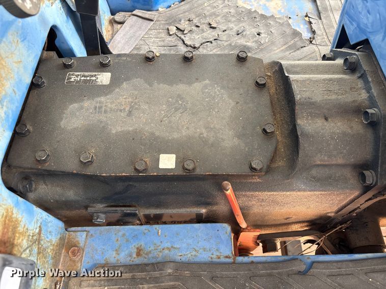 image for item EU7405 New Holland TC30 MFWD tractor