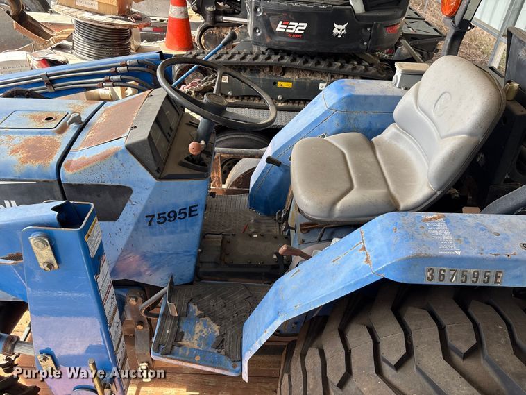 image for item EU7405 New Holland TC30 MFWD tractor