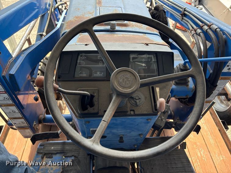 image for item EU7405 New Holland TC30 MFWD tractor