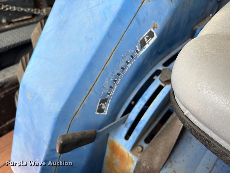 image for item EU7405 New Holland TC30 MFWD tractor