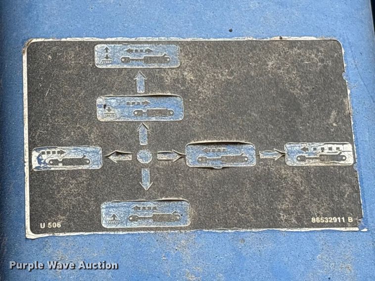 image for item EU7405 New Holland TC30 MFWD tractor