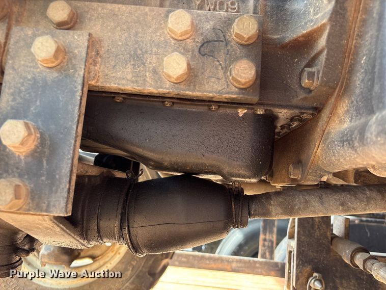 image for item EU7405 New Holland TC30 MFWD tractor