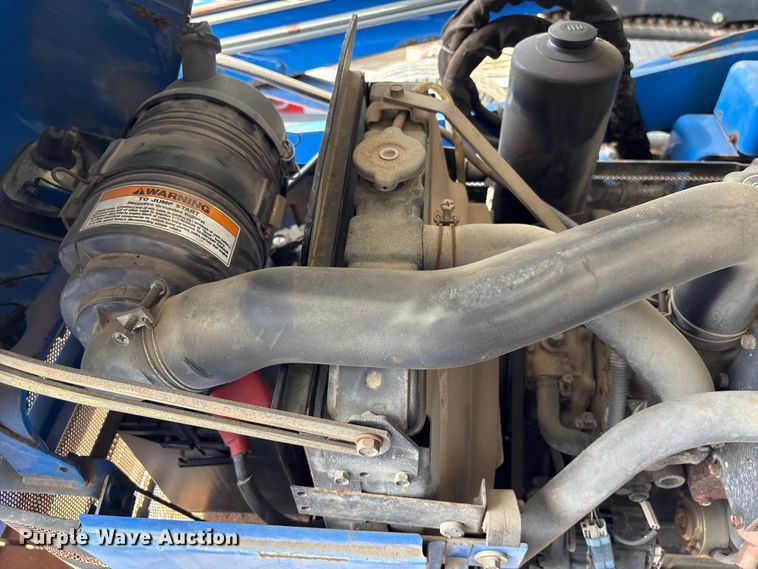 image for item EU7405 New Holland TC30 MFWD tractor