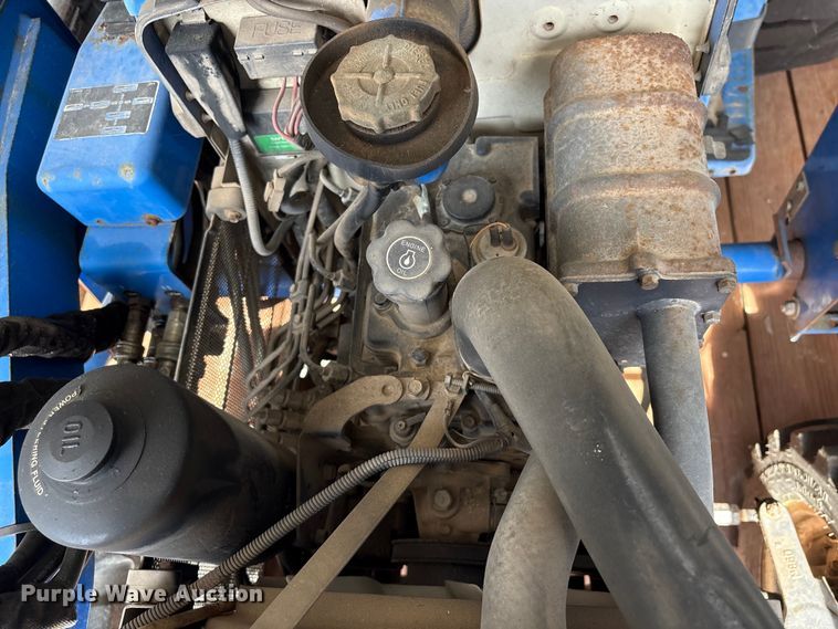 image for item EU7405 New Holland TC30 MFWD tractor