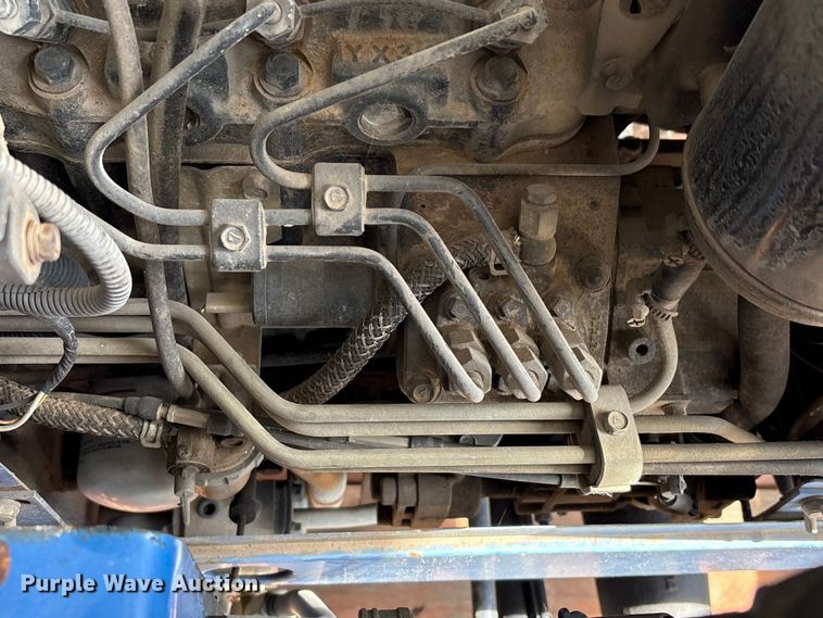 image for item EU7405 New Holland TC30 MFWD tractor