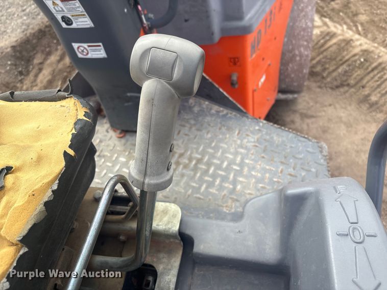 image for item EV2675 2016 Hamm HD 13i VV double drum roller