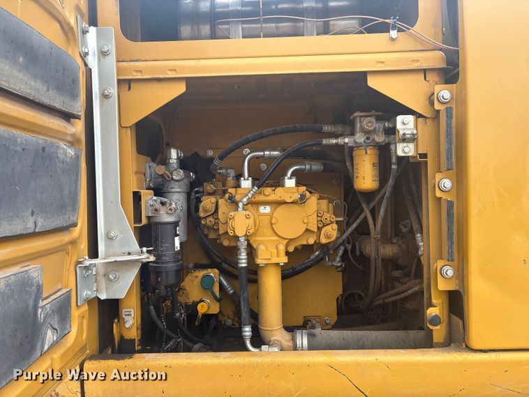 image for item EV2676 2014 Caterpillar 320EL excavator