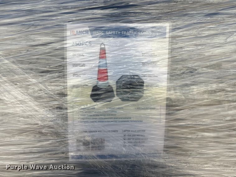 image for item EV2707 (250) IRanch traffic cones