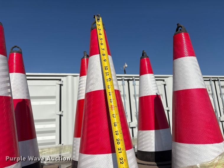 image for item EV2707 (250) IRanch traffic cones