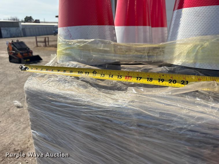 image for item EV2707 (250) IRanch traffic cones