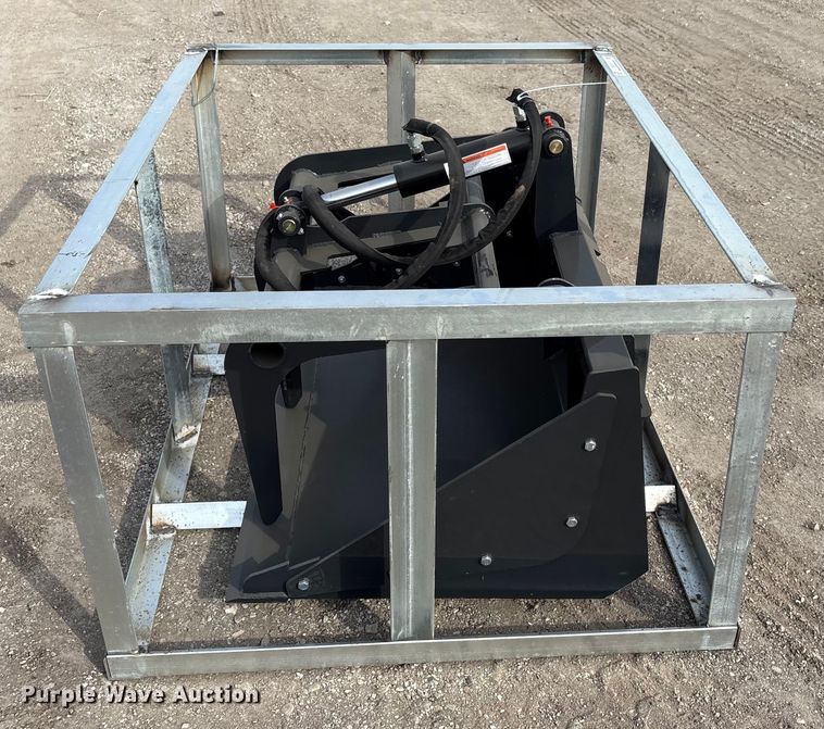 image for item EV2713 2025 Land Honor MGB-72-44W compact utility loader grapple bucket