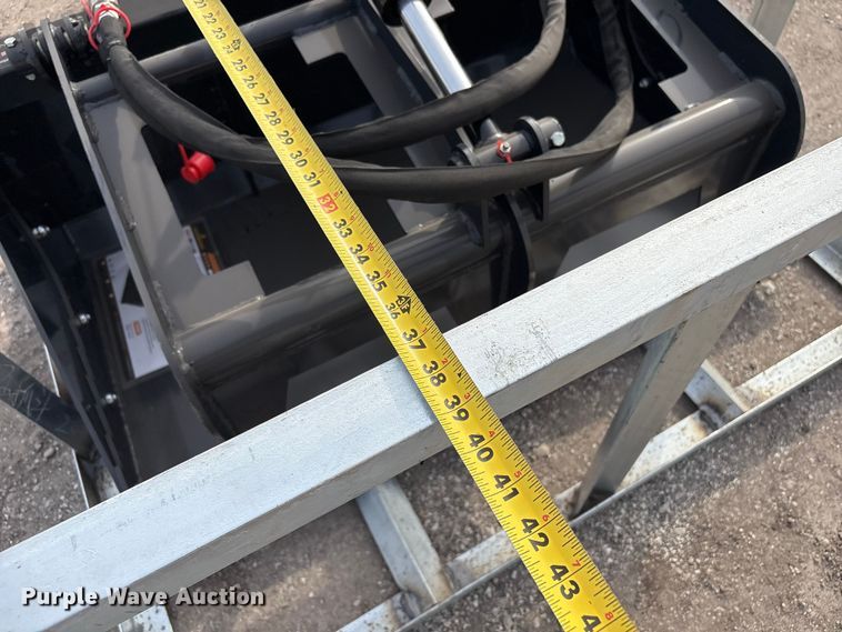 image for item EV2713 2025 Land Honor MGB-72-44W compact utility loader grapple bucket