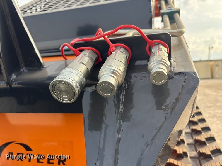 image for item EV2719 2025 Arteer QB-480 compact utility loader