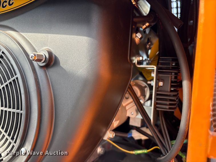 image for item EV2719 2025 Arteer QB-480 compact utility loader