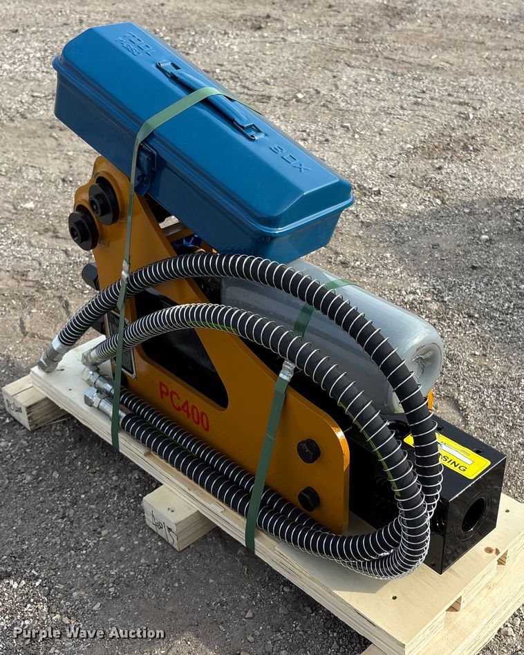 image for item EV2721 2025 PC400 breaker