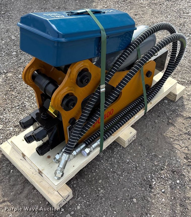 image for item EV2721 2025 PC400 breaker