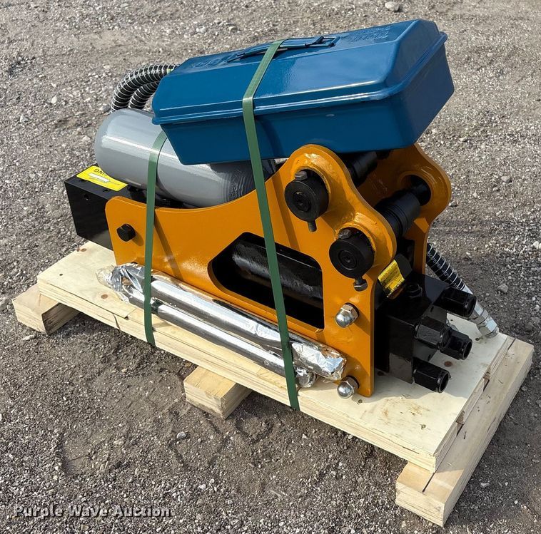 image for item EV2721 2025 PC400 breaker