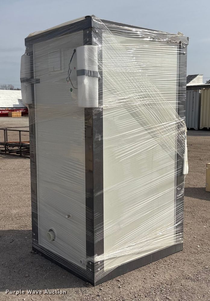 image for item EV2731 Portable bathroom