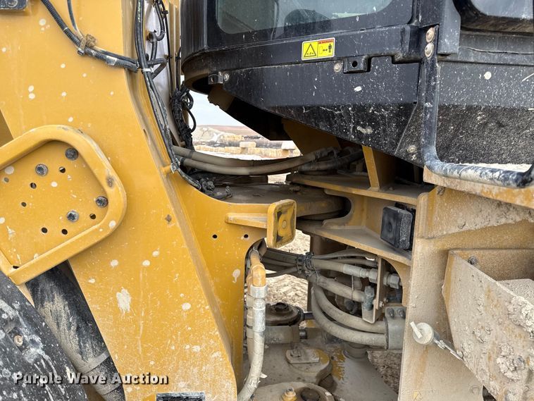 image for item EV6003 2017 Caterpillar 926M high lift wheel loader